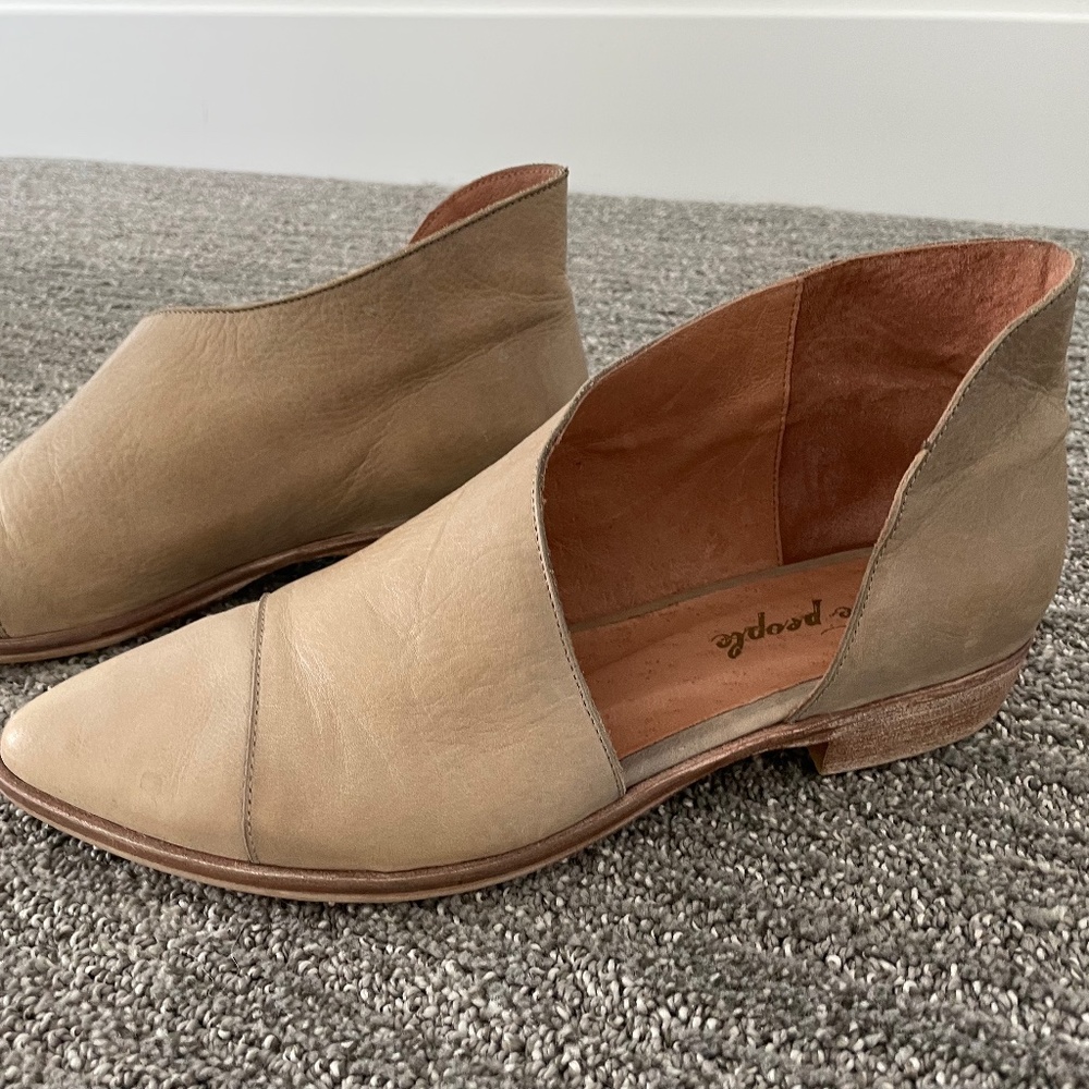 Free People Royale Flat - Light Brown/Grey/Beige